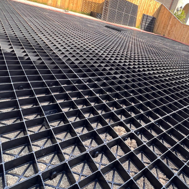 Indlæs billede i Gallery Viewer, Interlocked gravel grids for a driveway
