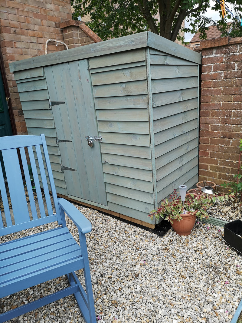 Indlæs billede i Gallery Viewer, Garden store on a levelled garden shed base kit
